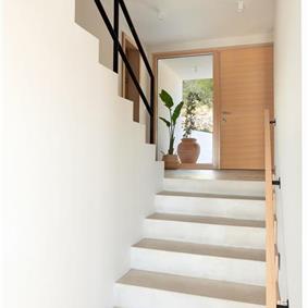 3 bedroom villa with pool and sea views Hvar island sleeps 6
